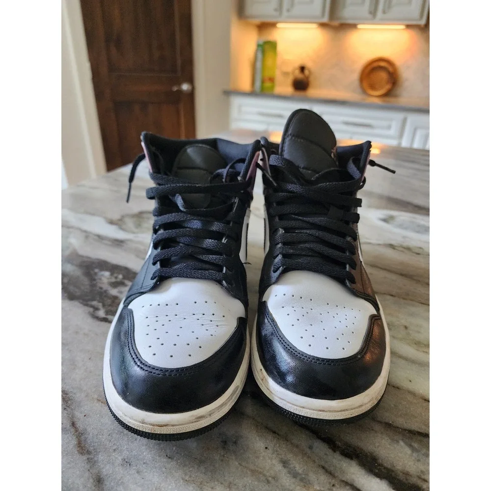 Jordan 1 Mid Zen Master Black White Amethyst DM1200-001 Mens Size 11